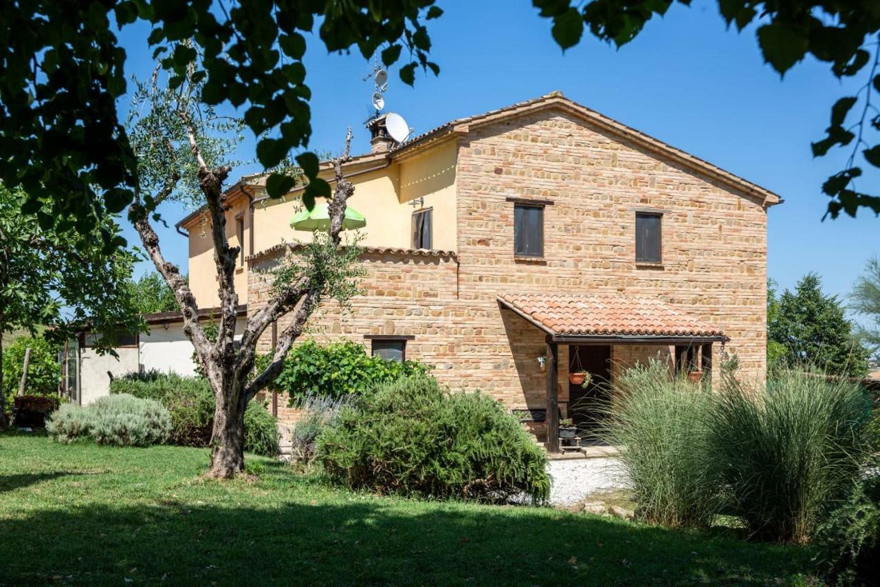 Il Casale Di Aurora Country House Colmurano Buitenkant foto